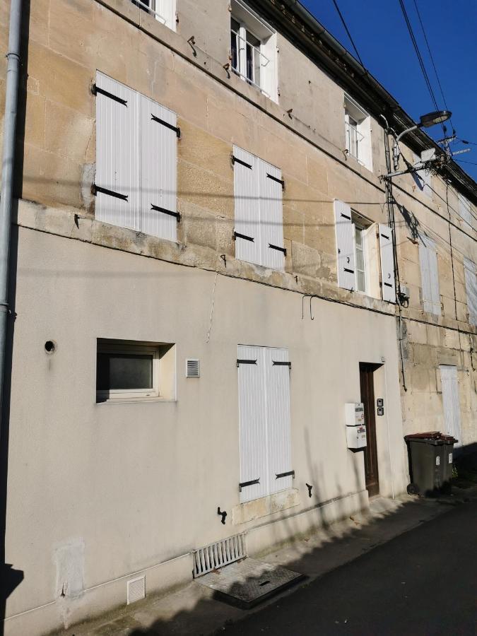 Appartement Studio RELAX Tout Confort Proche Hyper-Centre à Cognac Extérieur photo